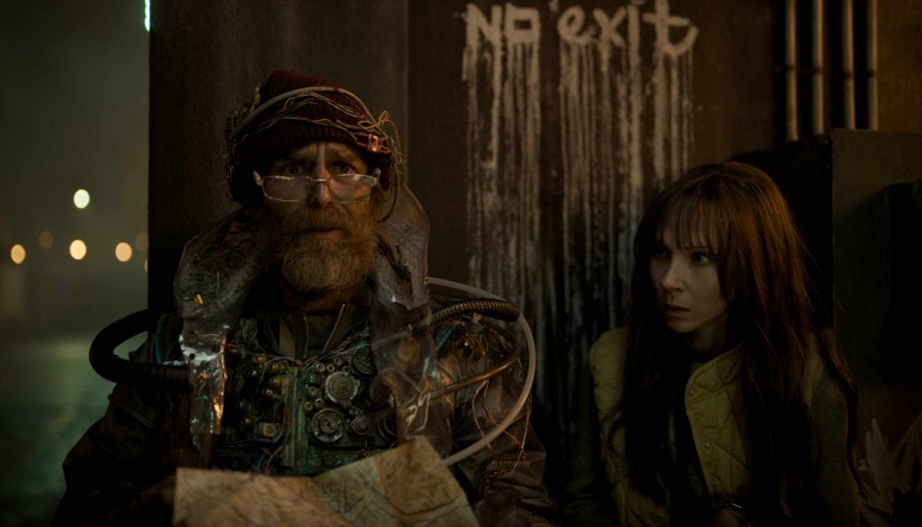 GOOD LUCK HAVE FUN DON'T DIE 