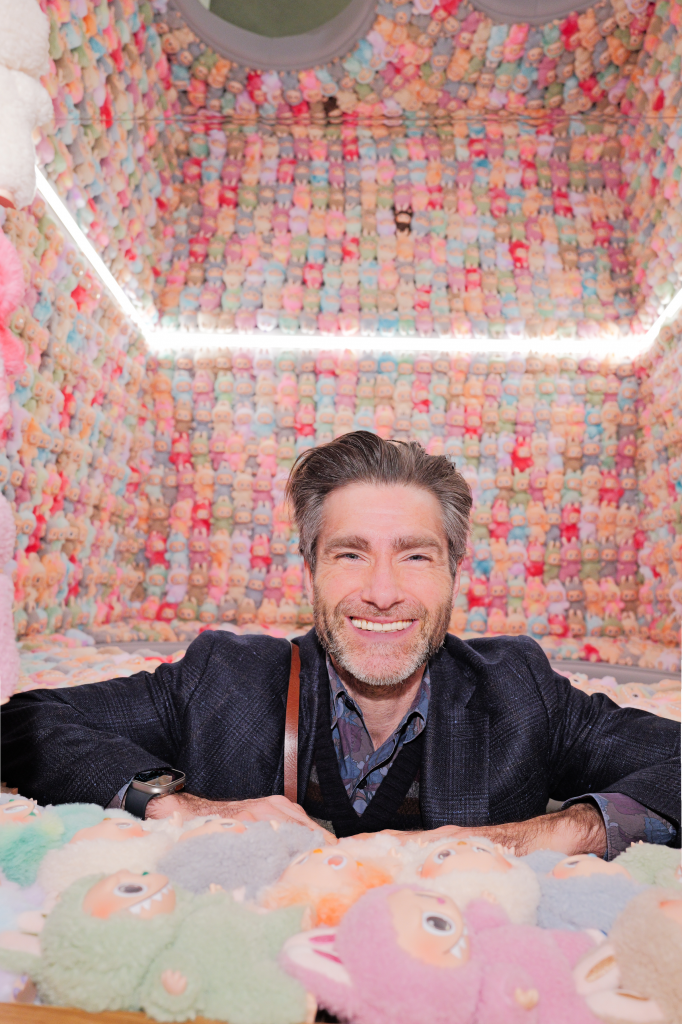 Paul-King1-682x1024 POP MART et Sony Pictures Co-Développent le film LABUBU