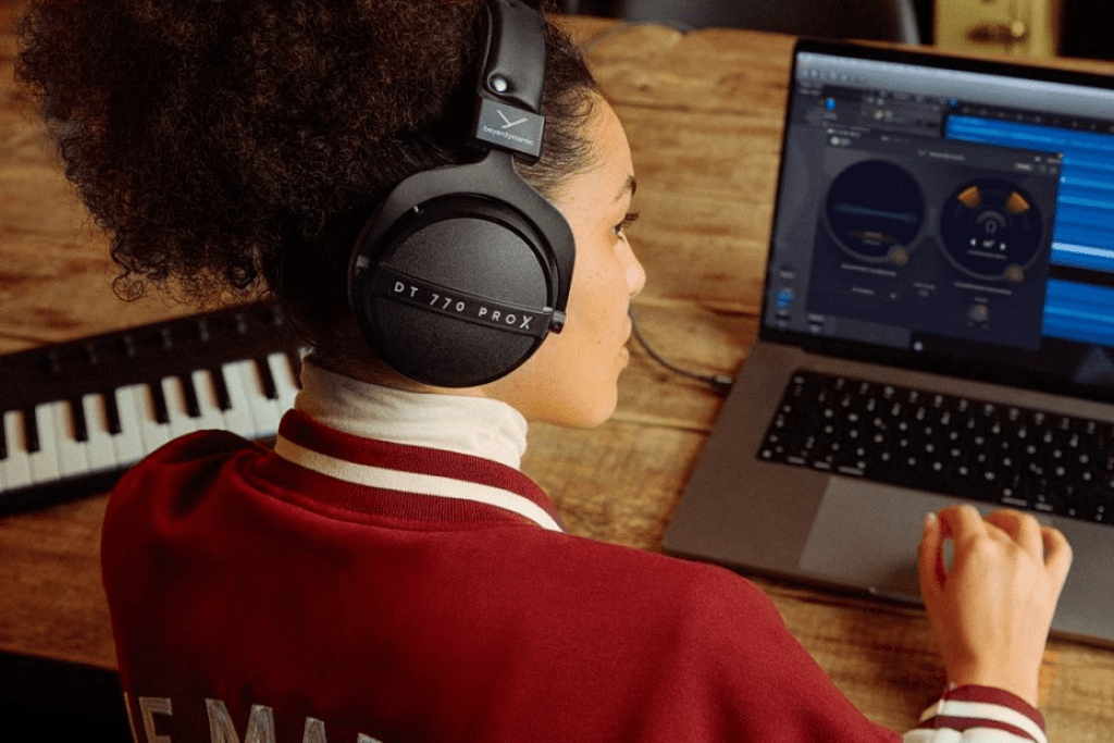 [GAMESCOM 2026]« Un métier différent. Une même passion. » beyerdynamic devient l'équipementier officiel du stand Indie Arena à la gamescom 2026 !