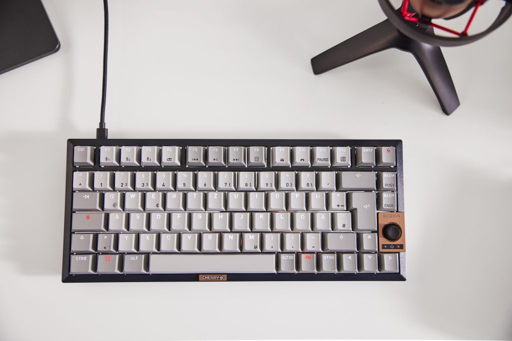 CHERRY KW 300 MX